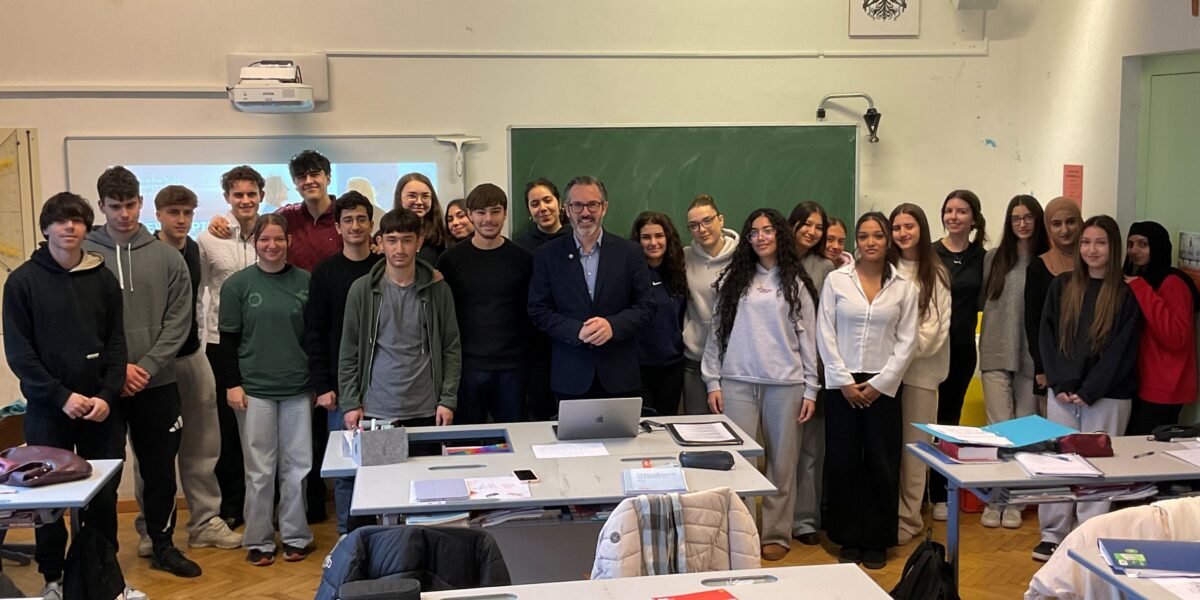 OeAD Young Science Workshop on Soft Skills with FH Burgenland Lecturer David Corcoran